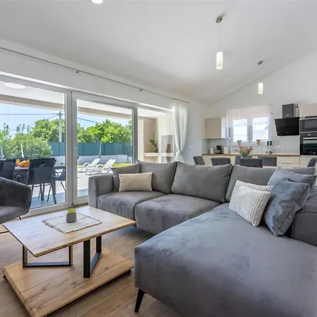 Sabina - Brgod Villa *